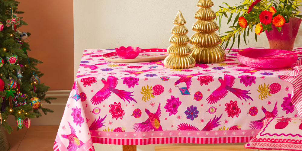 Christmas Table Styling_Long Image - 1000x500.png