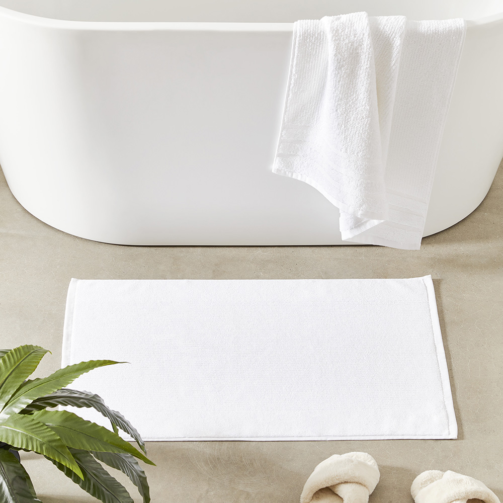 White on sale bath mat