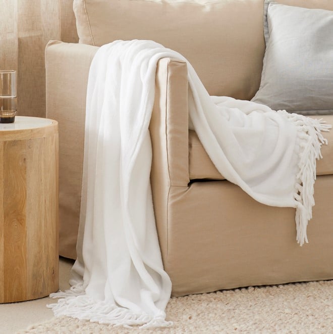 Aspen White Fleece Tassel Throw Adairs