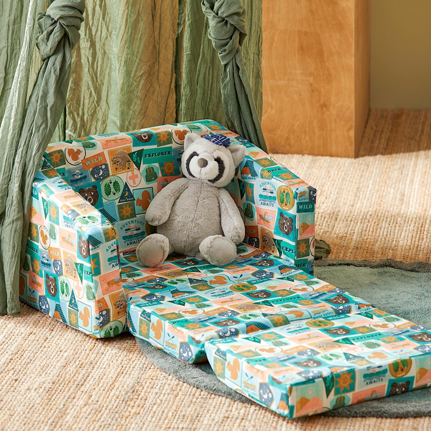 Fold out childrens store couch