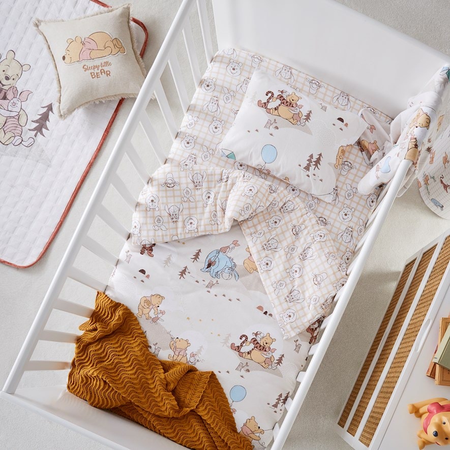 Winnie the pooh clearance cot bedding set matalan