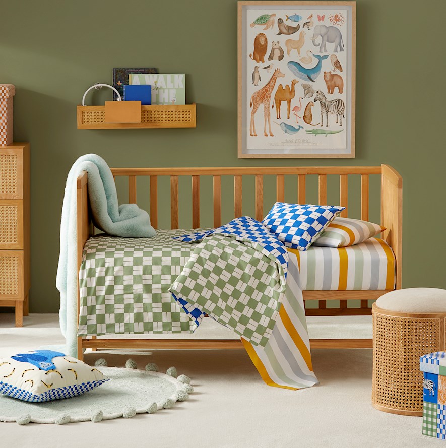 Kids discount cot quilt