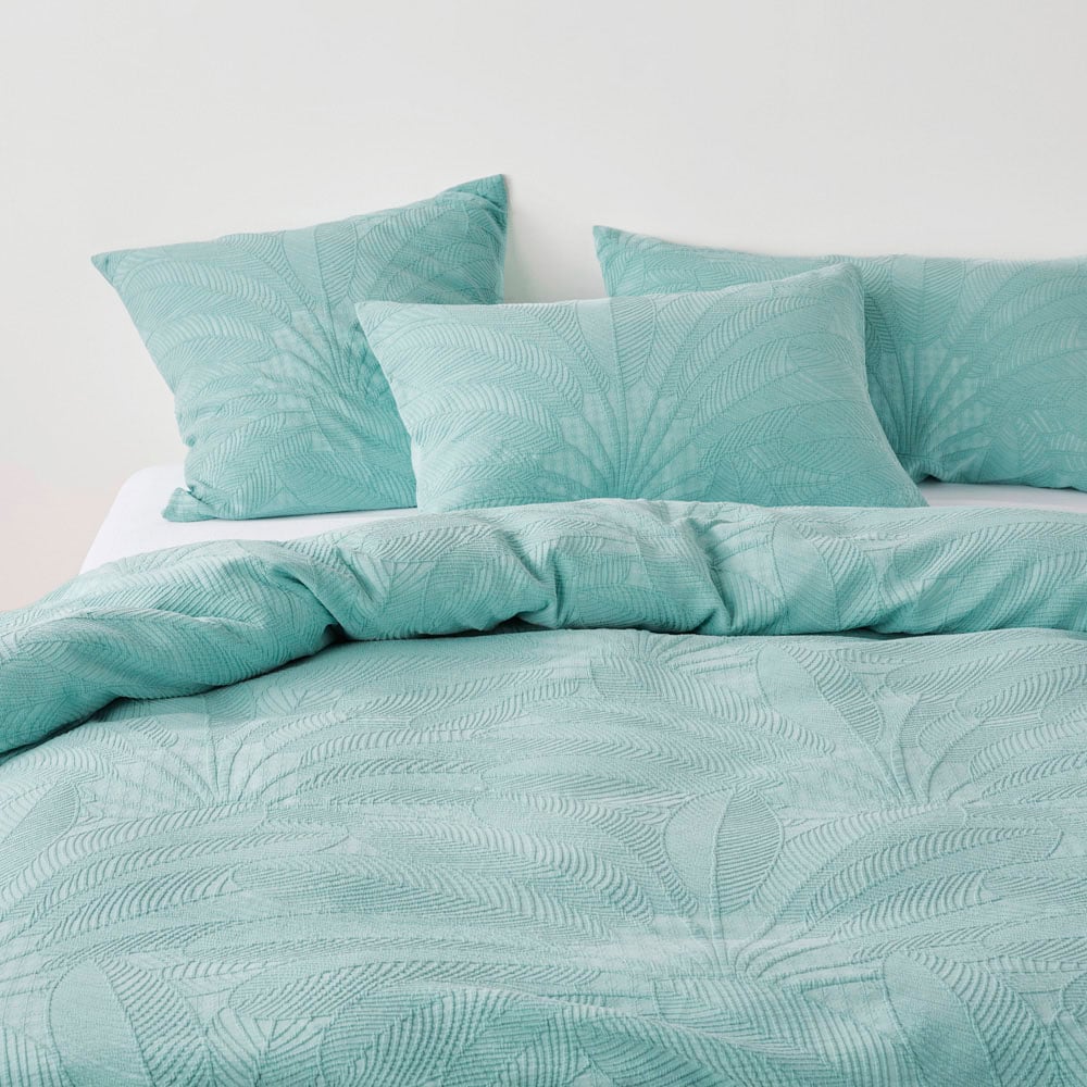 Turquoise matelasse clearance coverlet