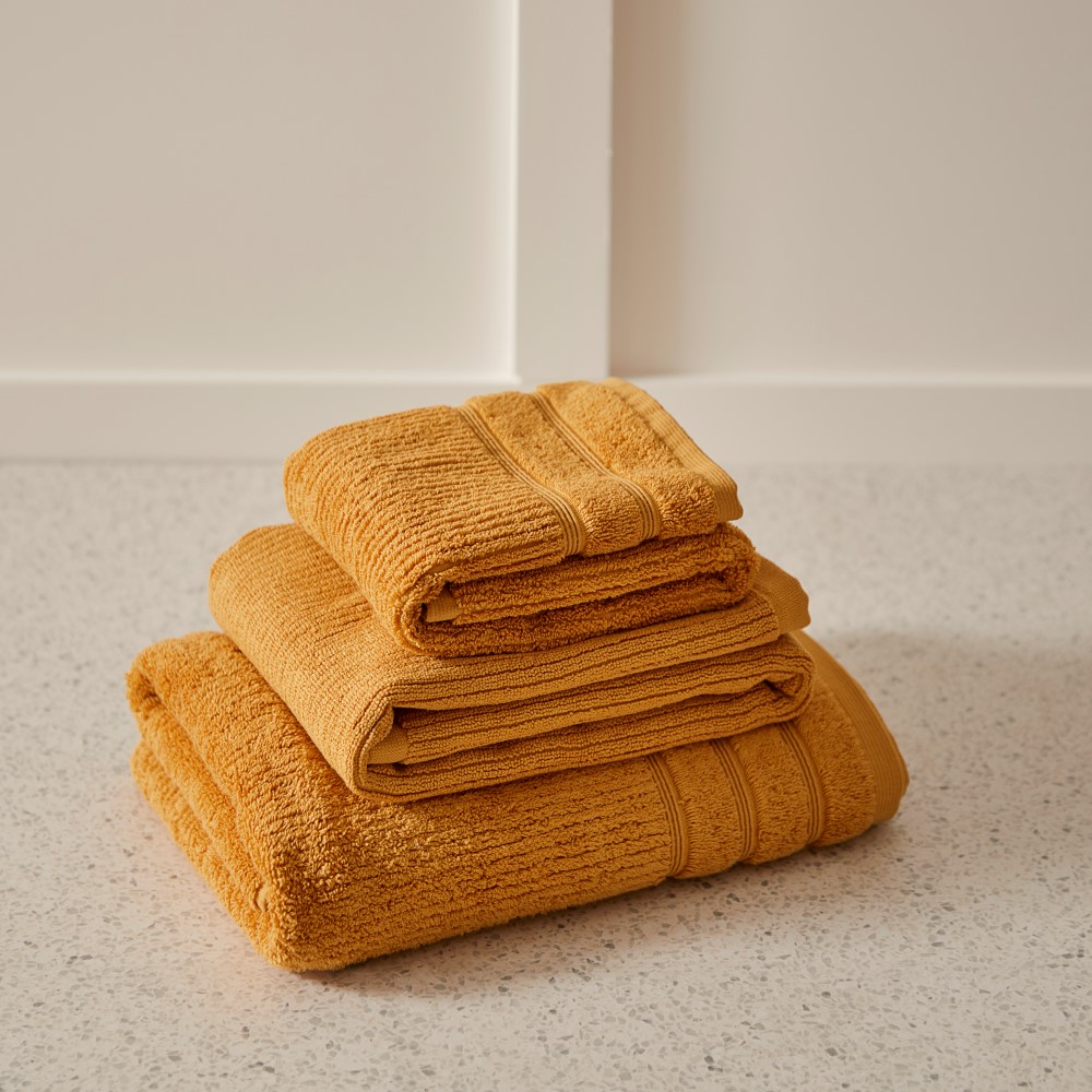 Gold towels new arrivals