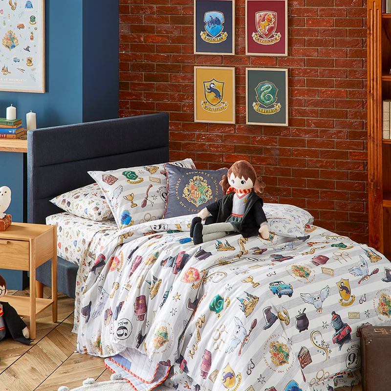 Harry Potter White Hogwarts Sheet Set, Kids Bedroom