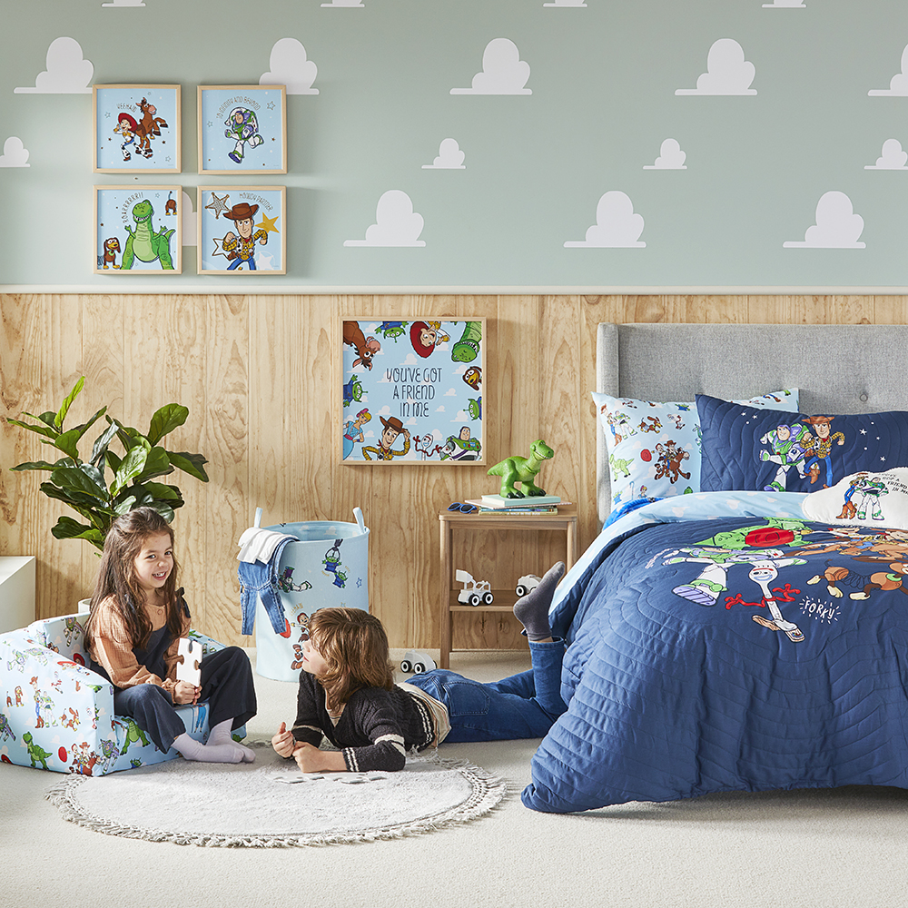 Toy story kids store bedroom