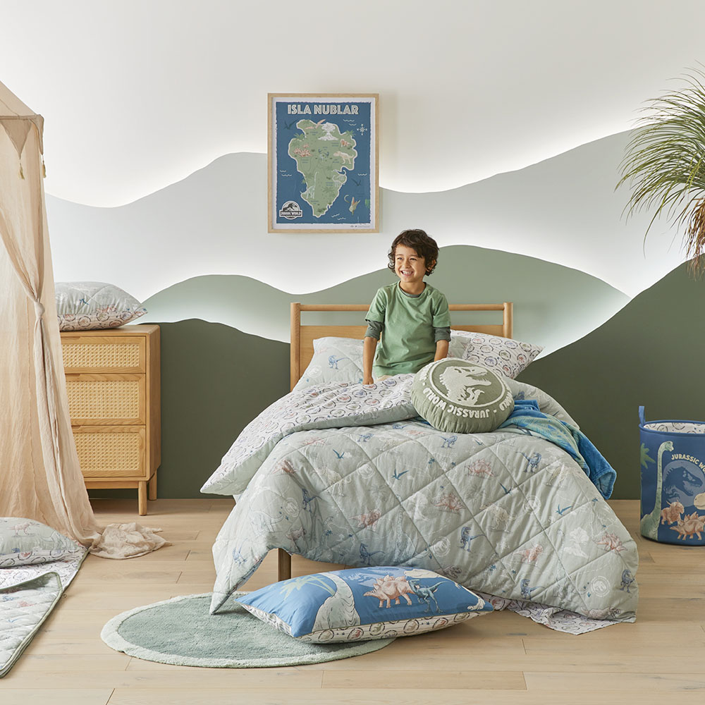 Jurassic World Reversible Kids' Comforter : Target