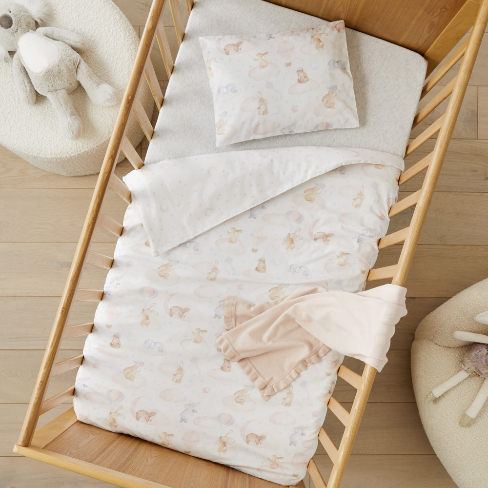 Cream hot sale cot bedding