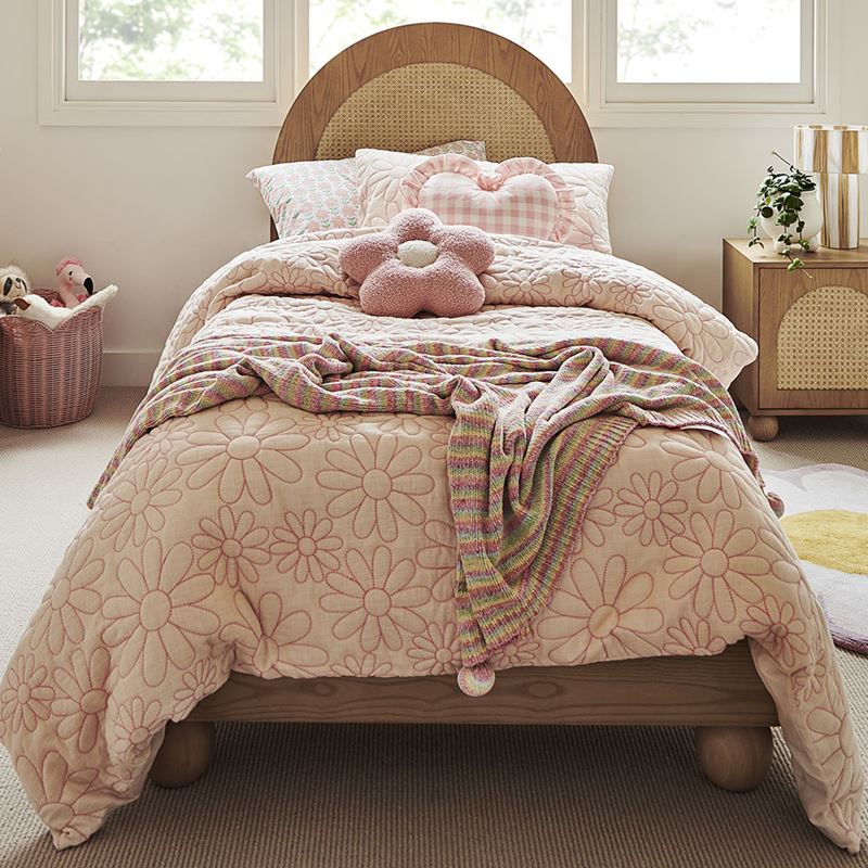 Daisy Soft Blush Quilted Quilt Cover Set