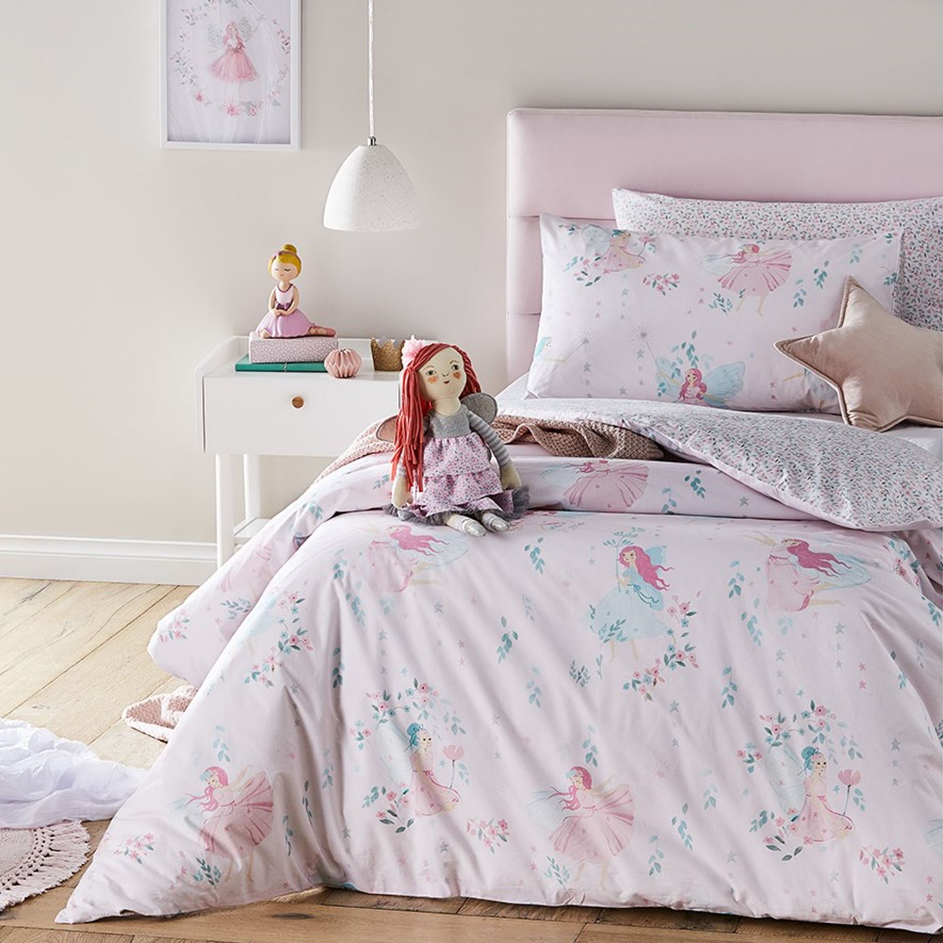NEI-WAI Pink Bubble Fairy Blanket - Enchanting and Playful, Whimsical Touch  to Your Home, Perfect for Sofa, Bed, Magical Dreams, 100x125CM :  : Home & Kitchen
