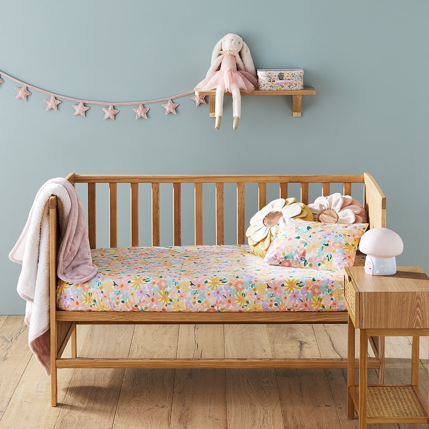 Cot on sale sheets floral