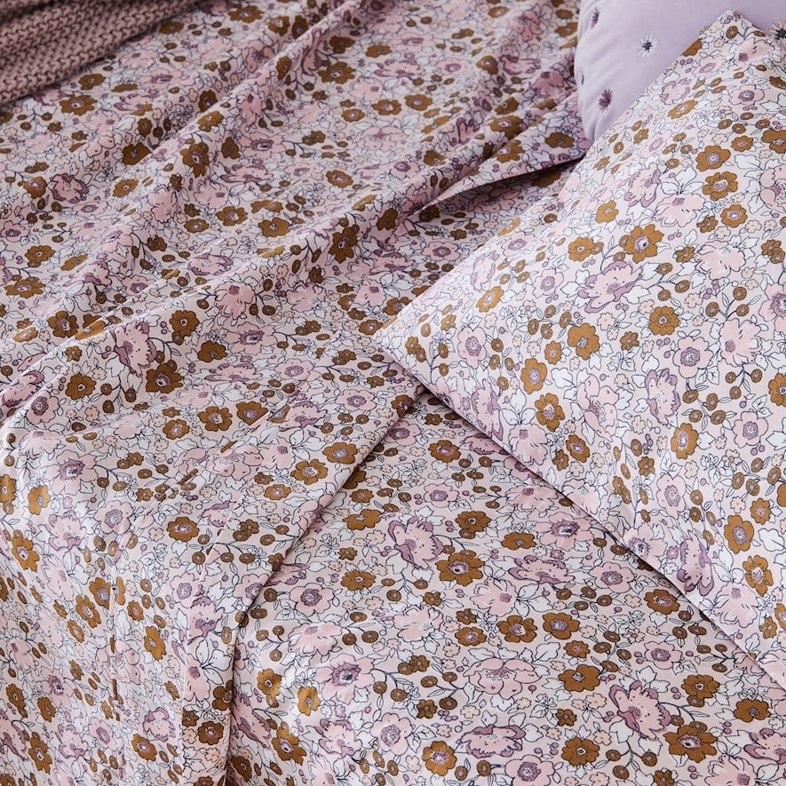 Floral cot sheets nz hotsell