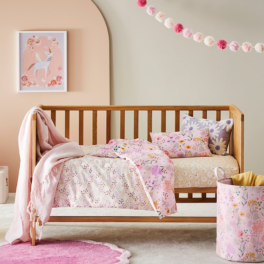 Girl cot shop quilt cover